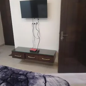 Hotel Uday Raj By Wb