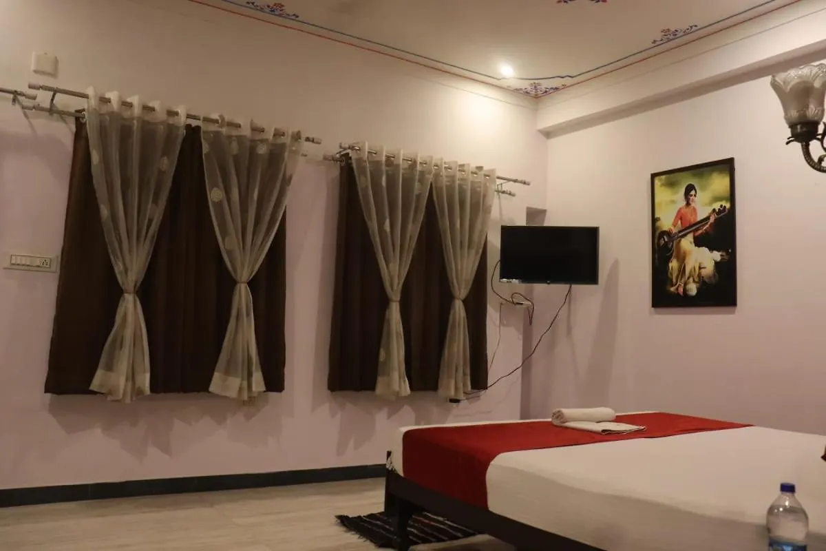 ** بيت ضيافة Hotel Shiv Palace أُودايبور الهند
