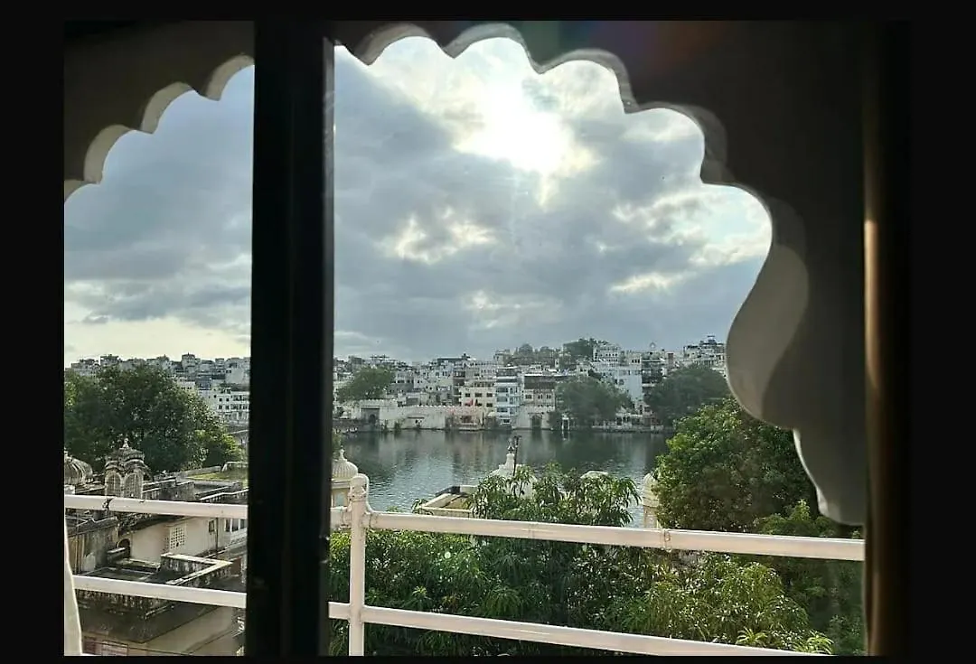 بيت ضيافة Hotel Shiv Palace أُودايبور
