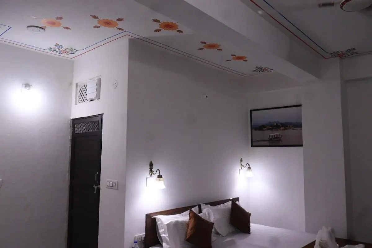 Hotel Shiv Palace أُودايبور بيت ضيافة